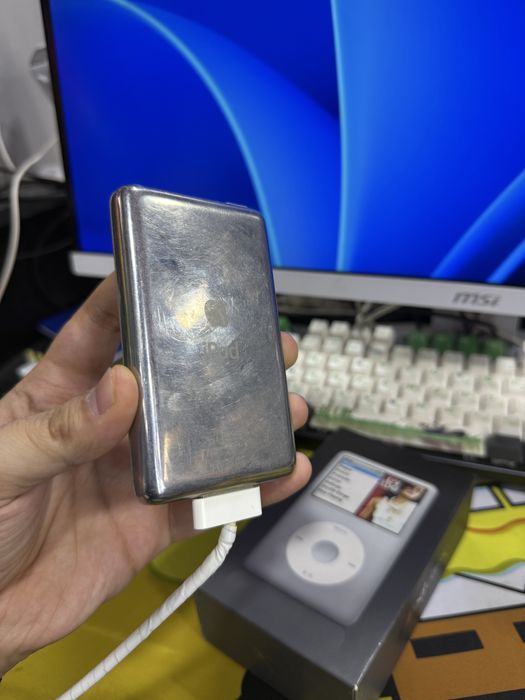 Ipod classic 160gb silver