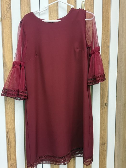 Платья женские продам