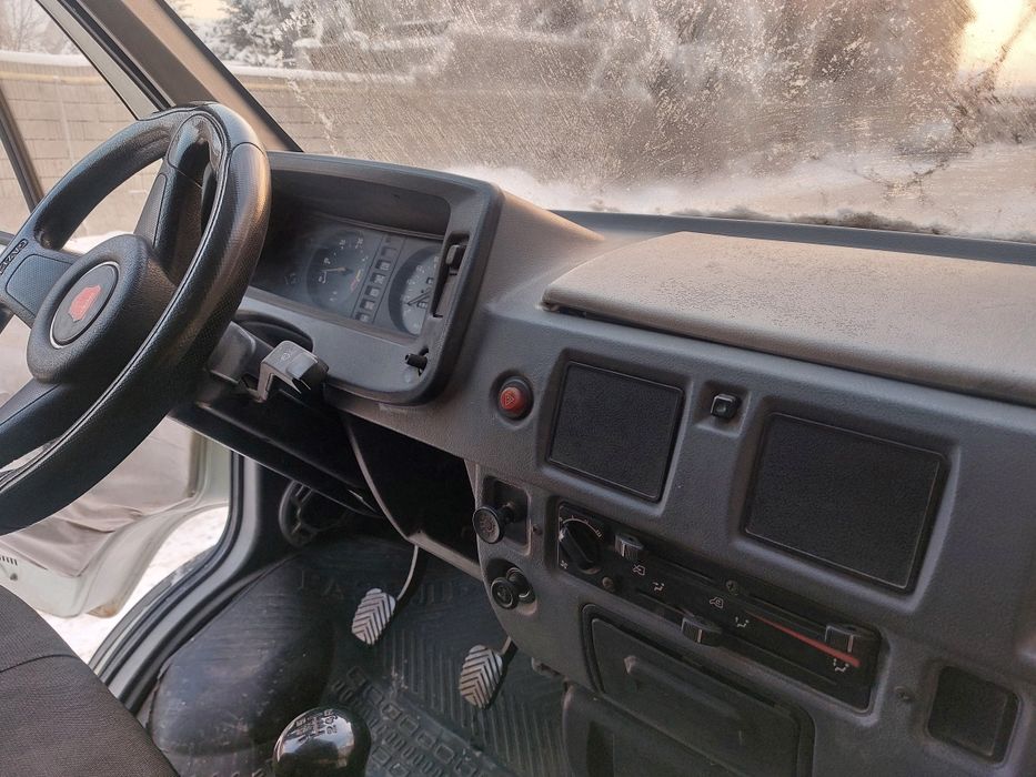 Газель бортовой тентованный