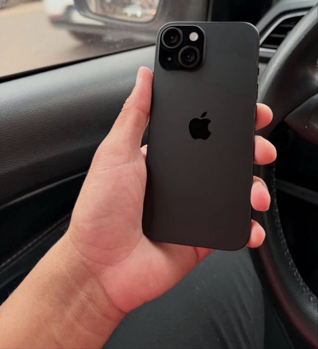 Vand iphone 15 plus *(256)