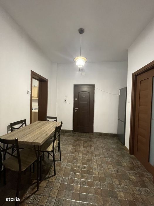 Apartament 3 camere Cetate str Closca