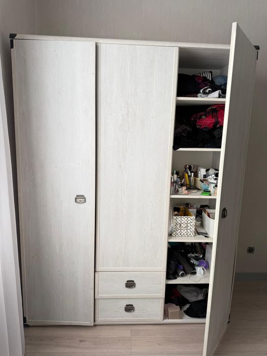 Шкаф для одежды