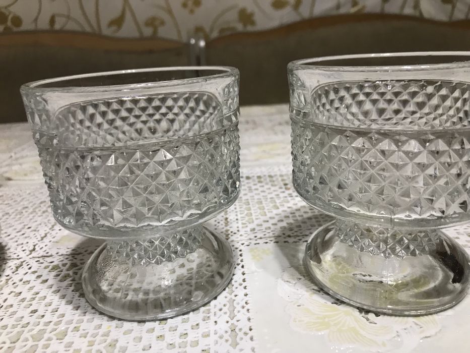 Посуда кухонная и предметы декора