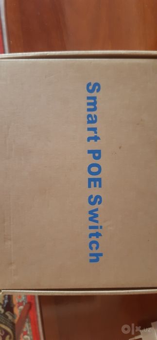 Poe swich yangi turibdi.