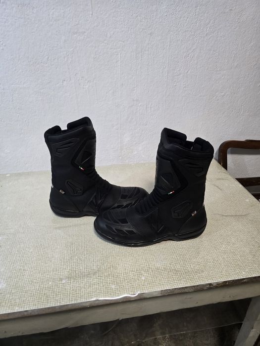 Costum Atv în stare foarte bună!