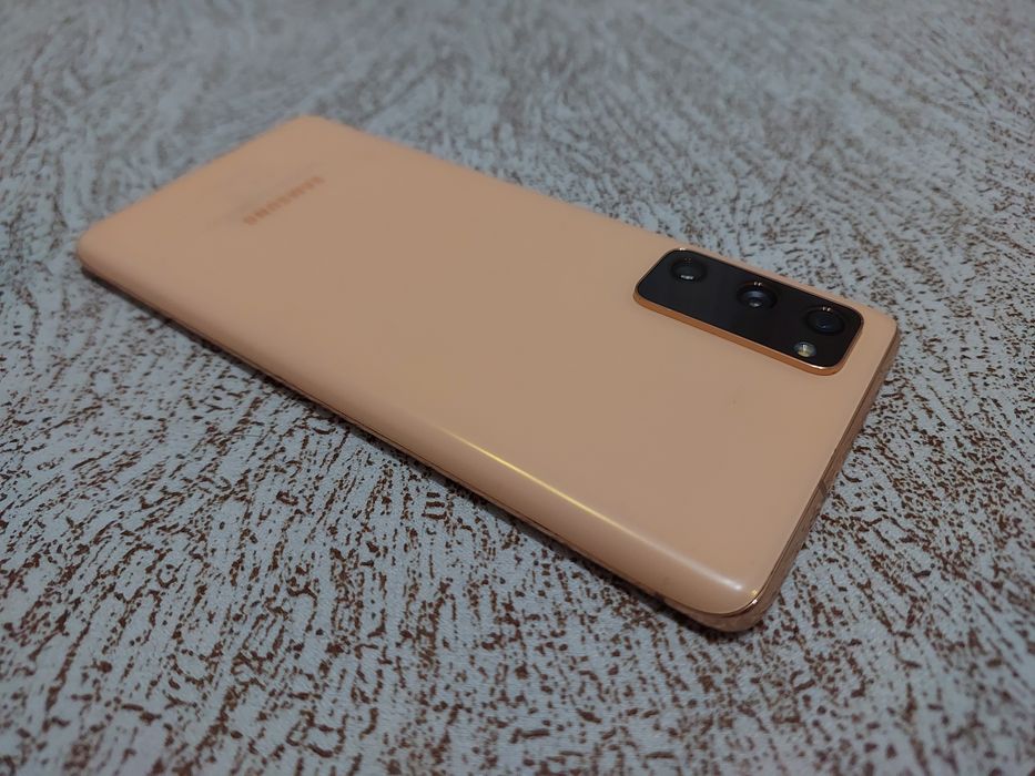 Samsung s20 fe 128/6