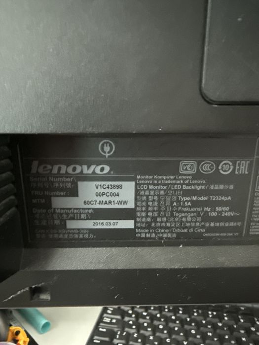 Монитор LED Lenovo 59 см