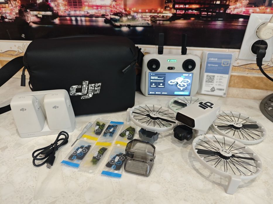 Продам почти новый квадрокоптер,дрон DJI Flip
