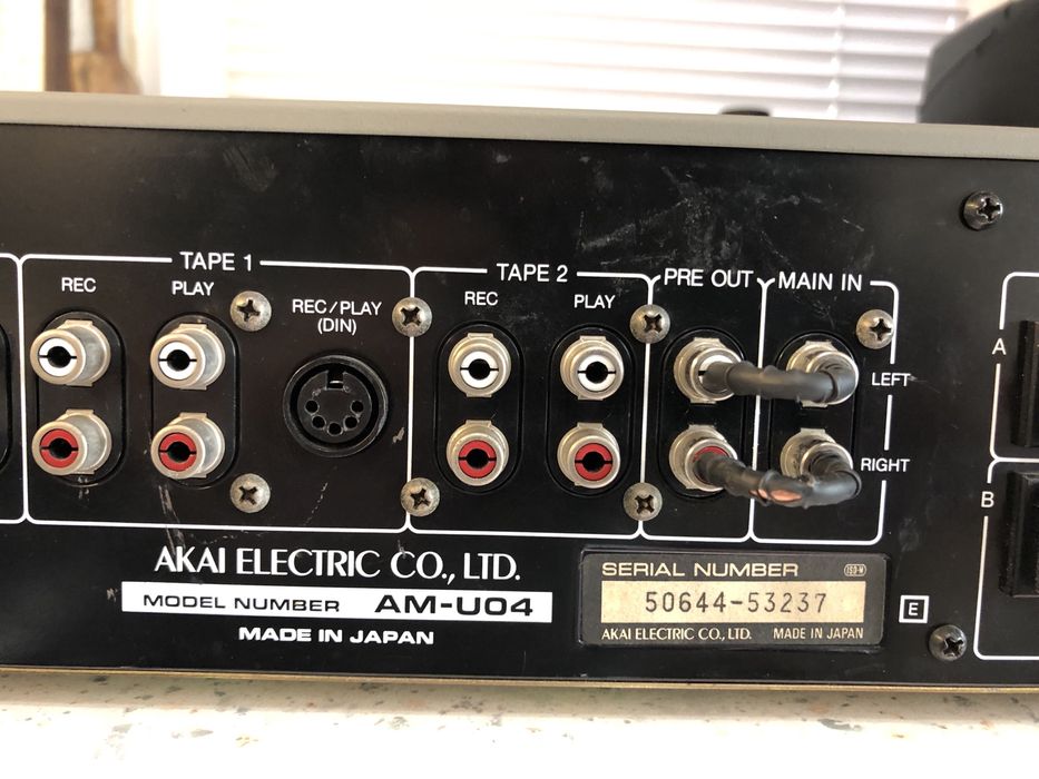 Akai AM-U04 стерео