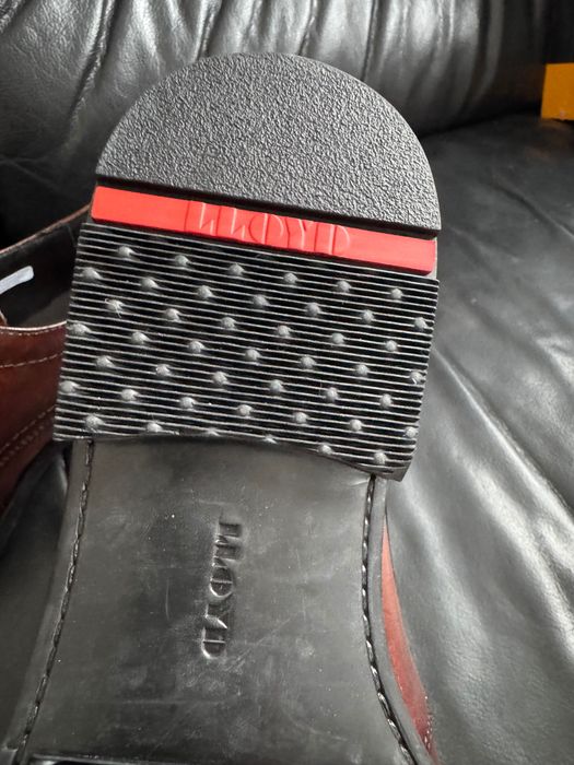 Pantofi Lloyd eleganți