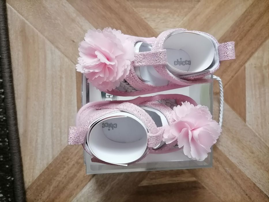 Sandale fetita mărimea 18