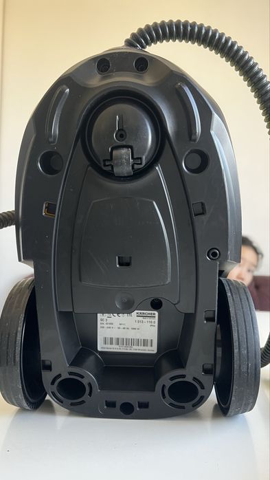 Продам пароочиститель Karcher