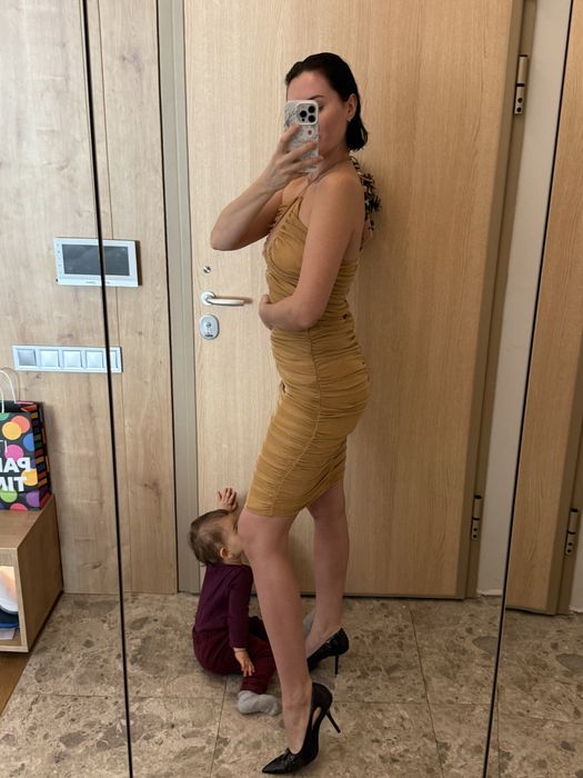 Нова рокля в S/XS размер на OhPolly