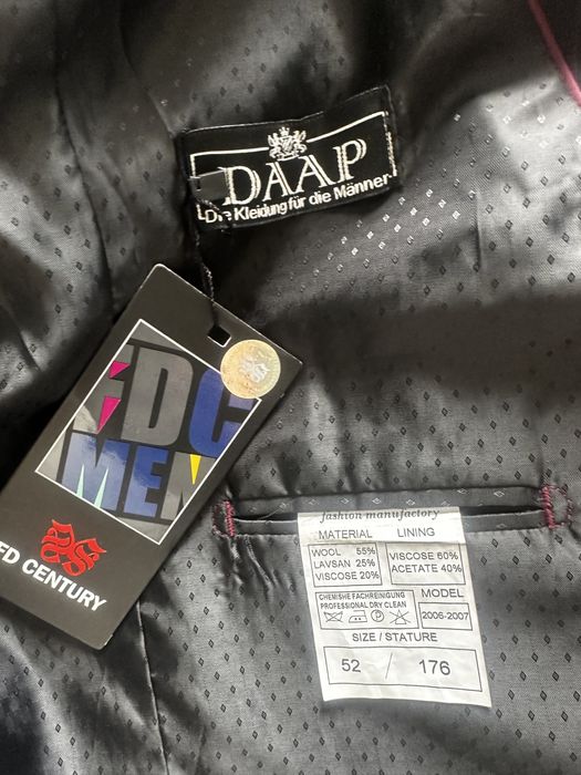 Костюмы мужские  .