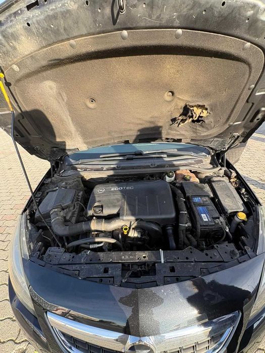 Se vinde OPEL ASTRA 2012