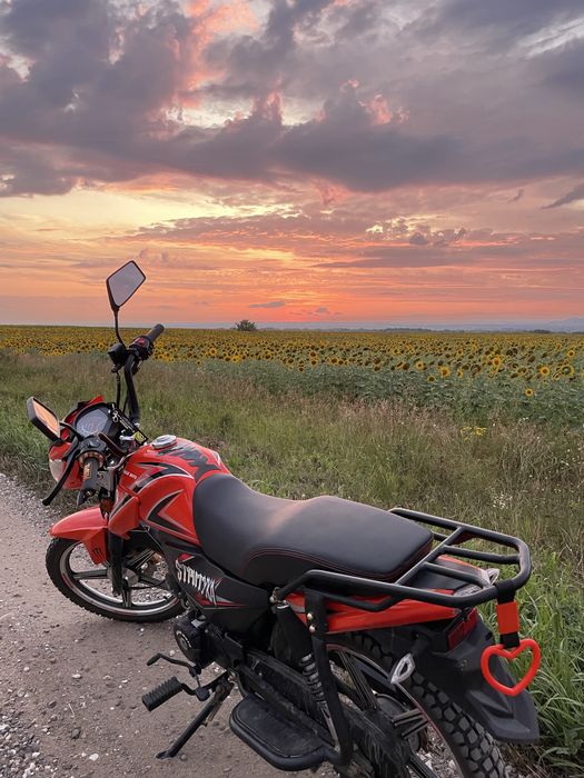 Мотоцикл Khan Moto