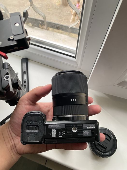 Камера SONY ZV E10