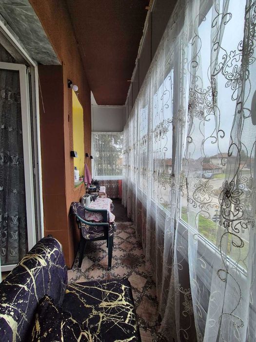 Дава се под наем Четиристаен апартамент в Левски - 80 кв.м за 61843.11 € - Снимка #6