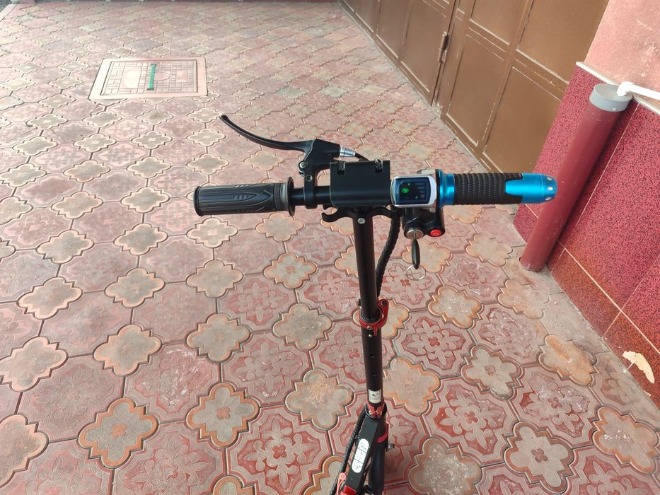 Электро самокат .