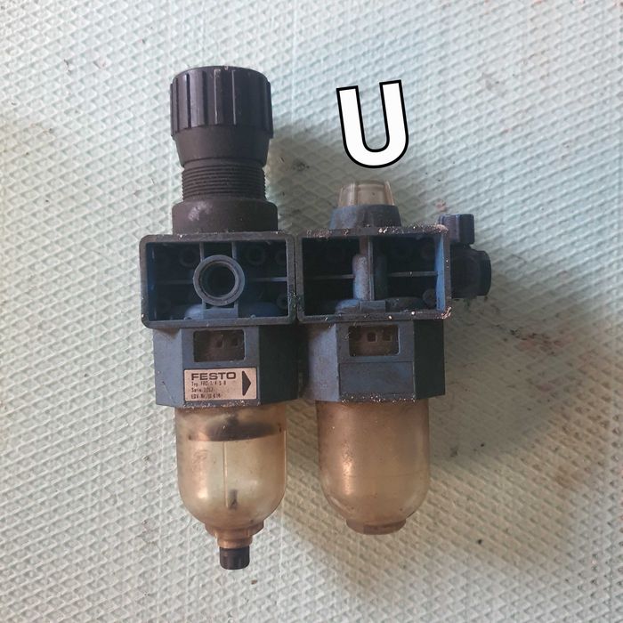 Tot pachetul de 6 bucati la 150 de lei-Lichidare-Set-Lichidare-Regulator separator apă + lubrificator Festo