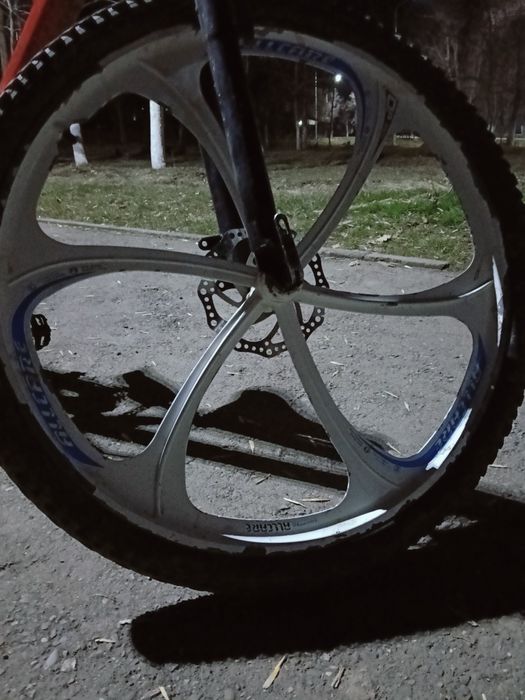 Продам титанка идеальный состаяние