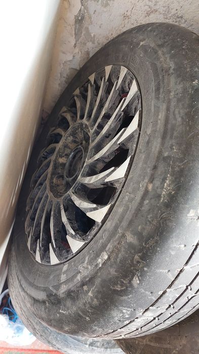 R 13 matiz diska balon bilan