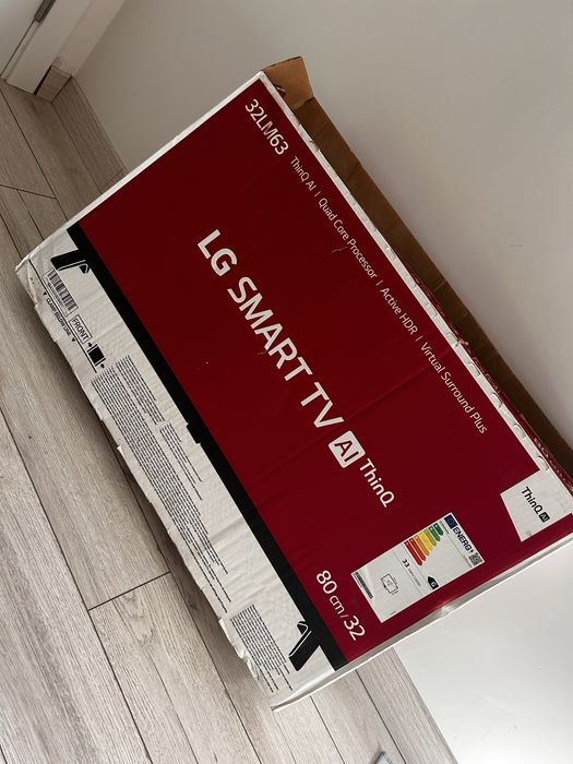 LG SMART TV AI ThinQ 32LM63 – 32 инча, за части или ремонт.