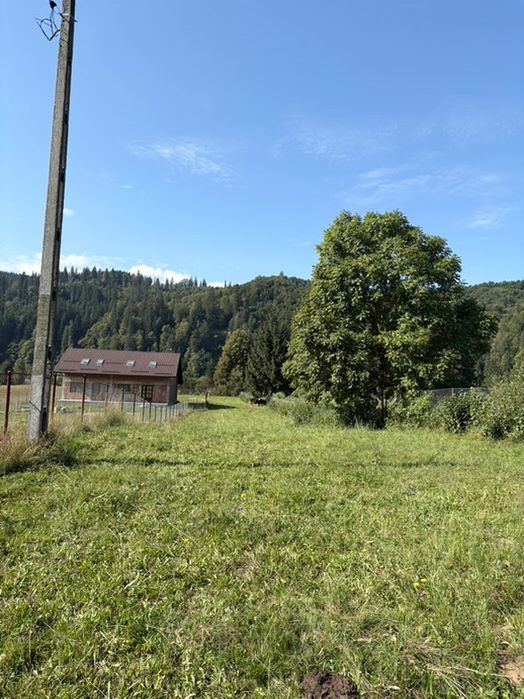 Vând teren intravilan in vatra molovitei 1358mp