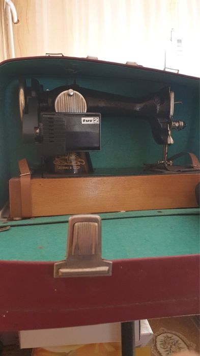 Шевна машина на ток!!! НОВА!!!