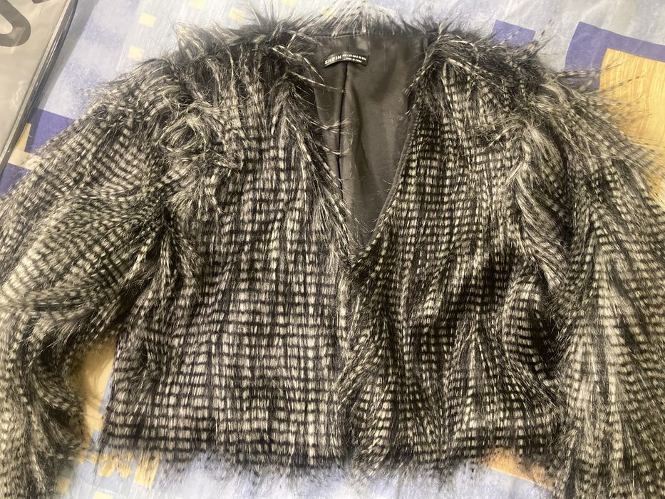 Късо палто с косъм