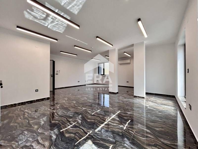 Дава се под наем Офис в София, Лозенец - 91 кв.м за 1160 € - Снимка #1