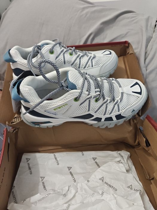 Оригинальные кроссовки Humto