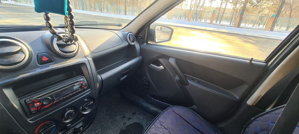 Автомобиль LADA Granta