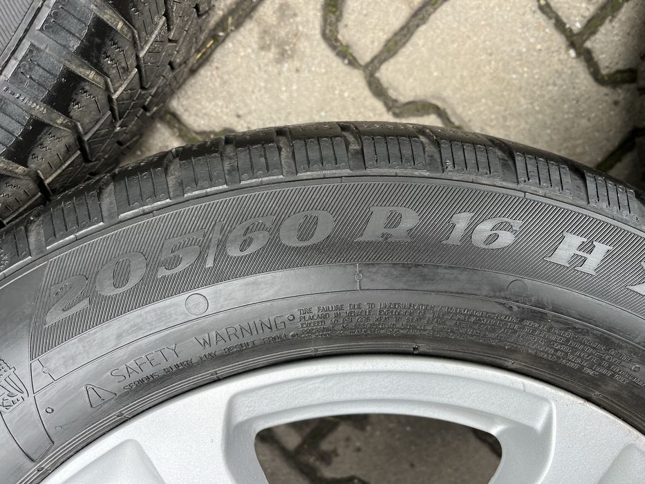 Jante aliaj 5x112mm, anvelope 205/60 R16, Audi A4 B8 B9, A6 C6