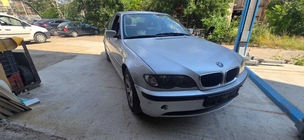 BMW 318D на части
