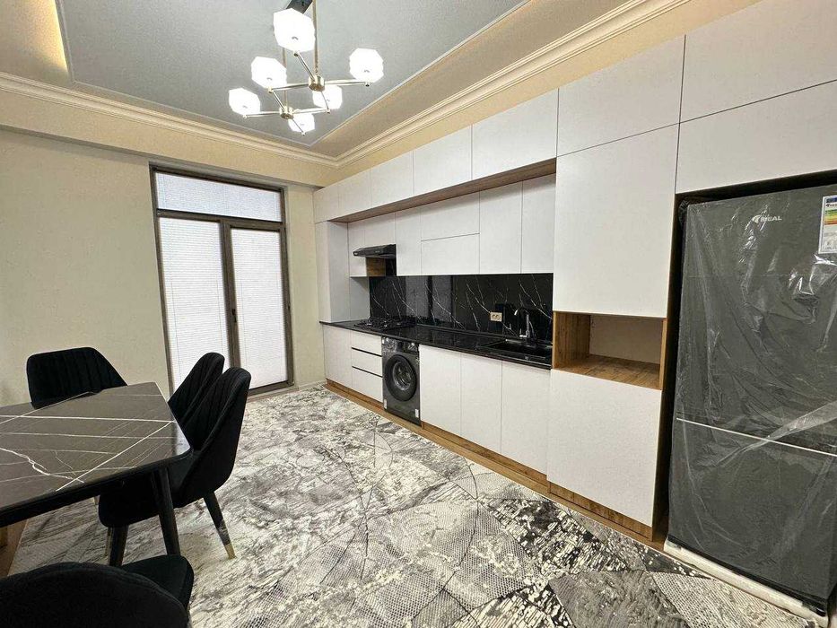 3х комнатная квартира на 6 этаже 87кв/м, в Самарканде