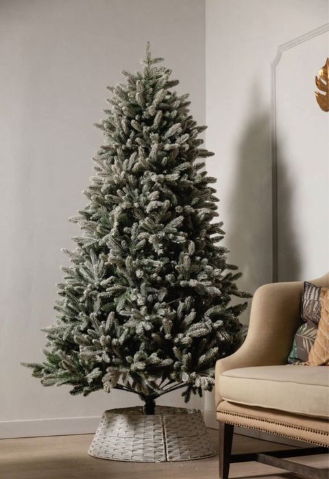 Продам Елки. доставка + подарка