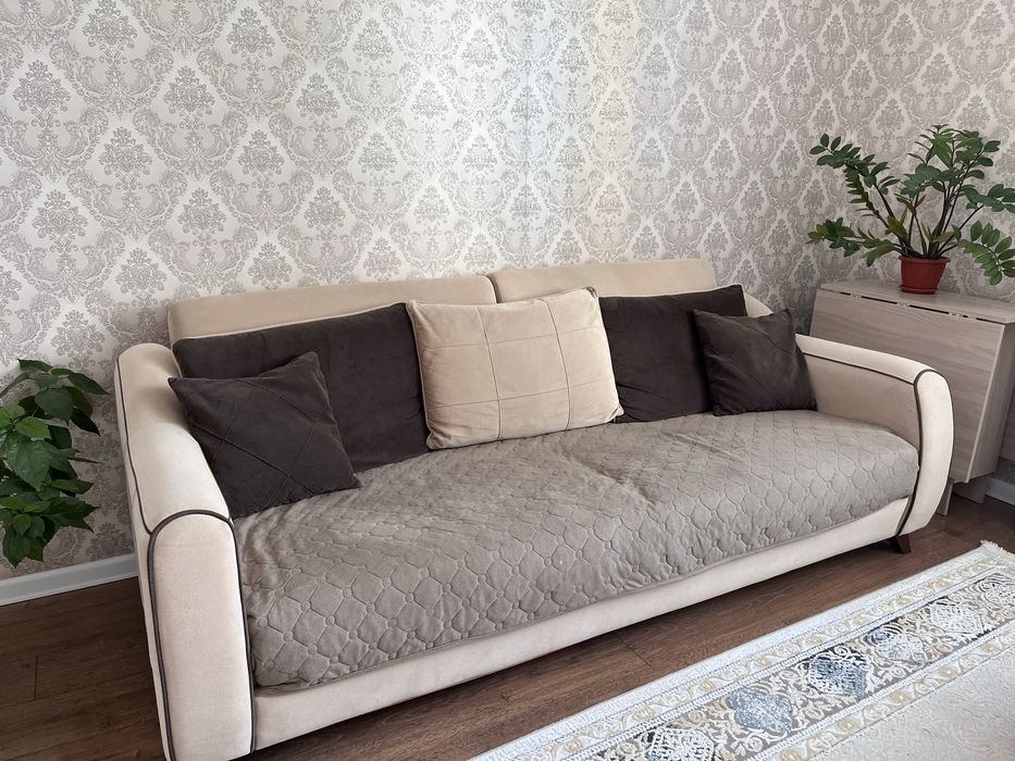 Продам б/у диван