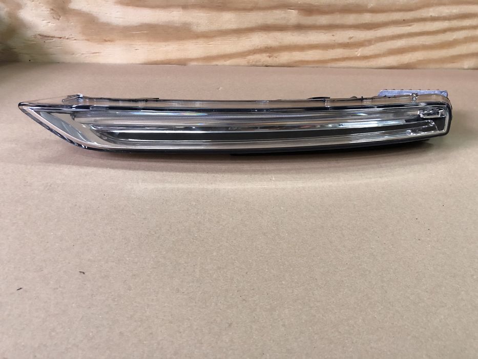 Led bara fata stanga Porsche Cayenne 7P5 facelift 2016