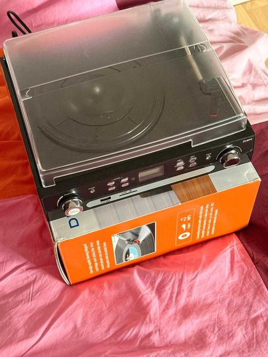 Pick-up player pentru vinyl si caseta nefolosit