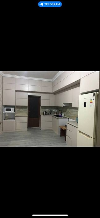 NavoiY doston  mebil