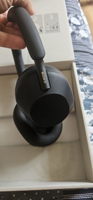Casti sony wh 1000xm5 balama defecta