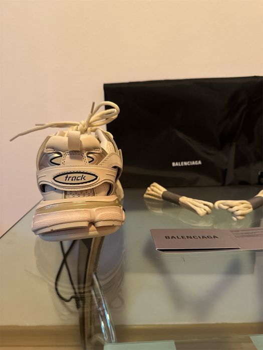 Balenciaga Track Orice Model & Numar