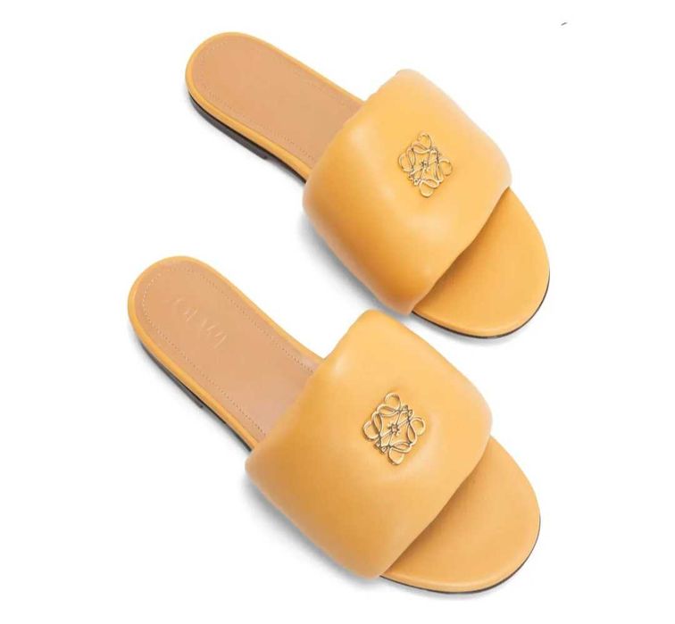 Чехли  естествена кожа loewe