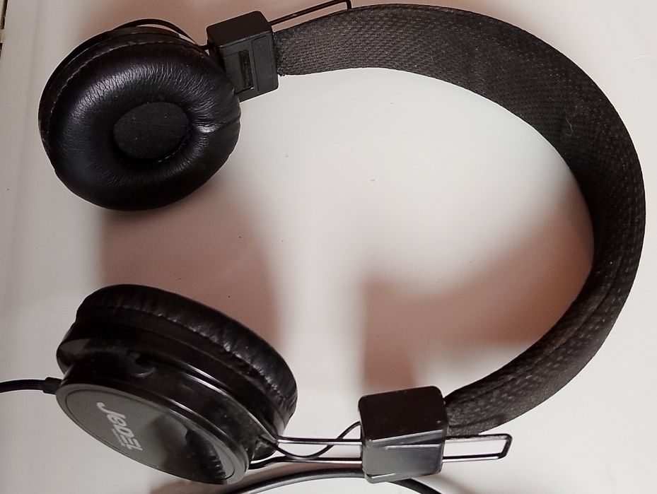 Слушалки за музика