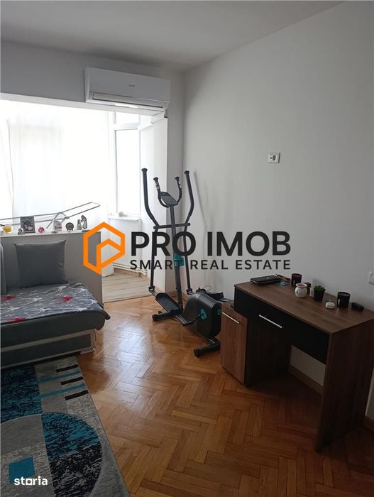 Apartament 2 camere cf 2 semidecomandat zona Obor