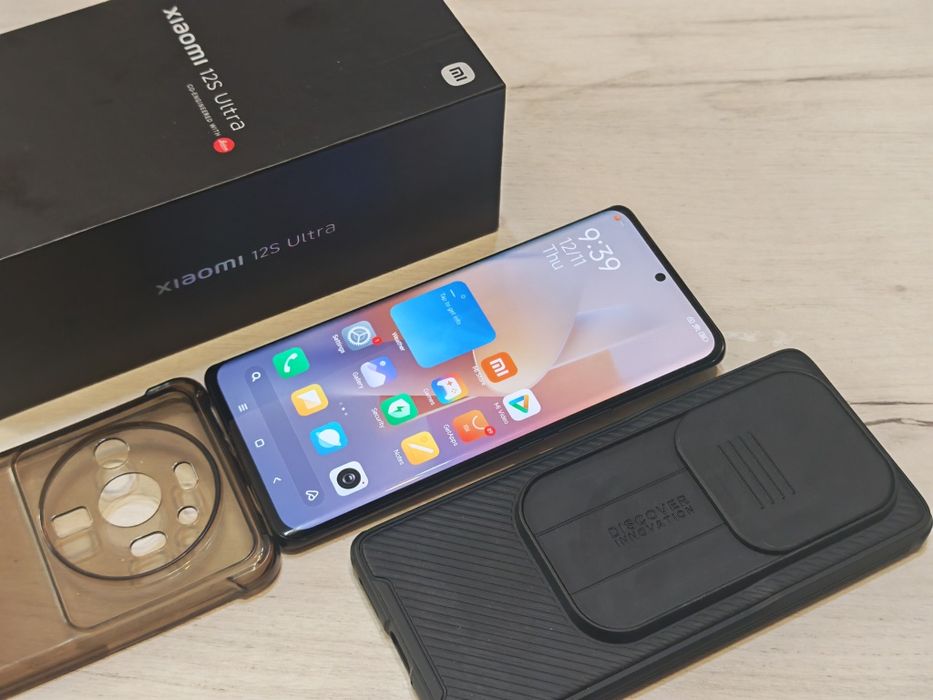 Бартер Xiaomi 12S Ultra 5G 12 GB RAM 256 GB