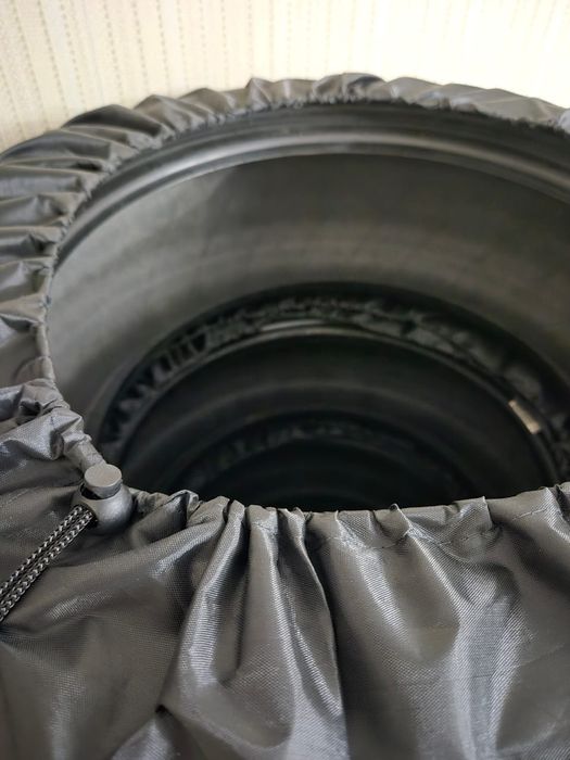 Чехлы на колеса/шины для авто