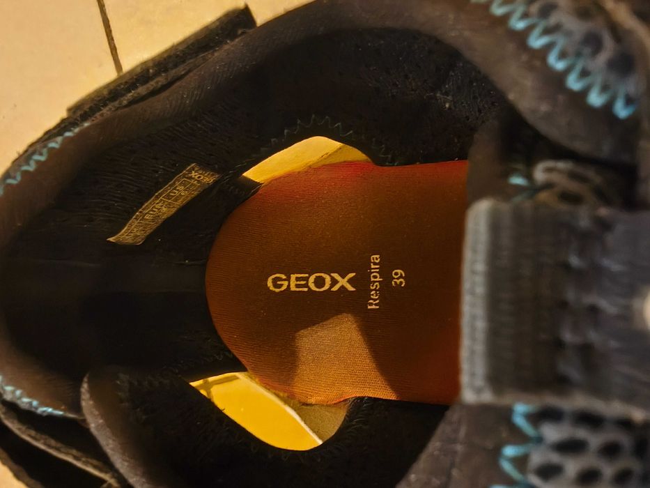 Детски сандали Geox