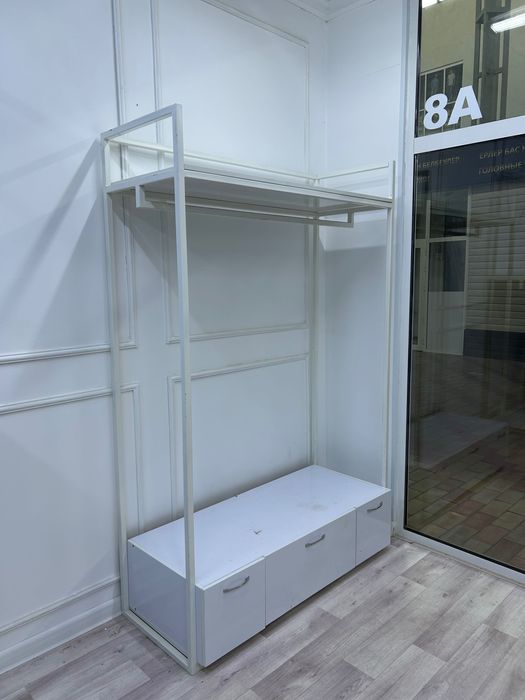 Рейли, шкаф, стойка